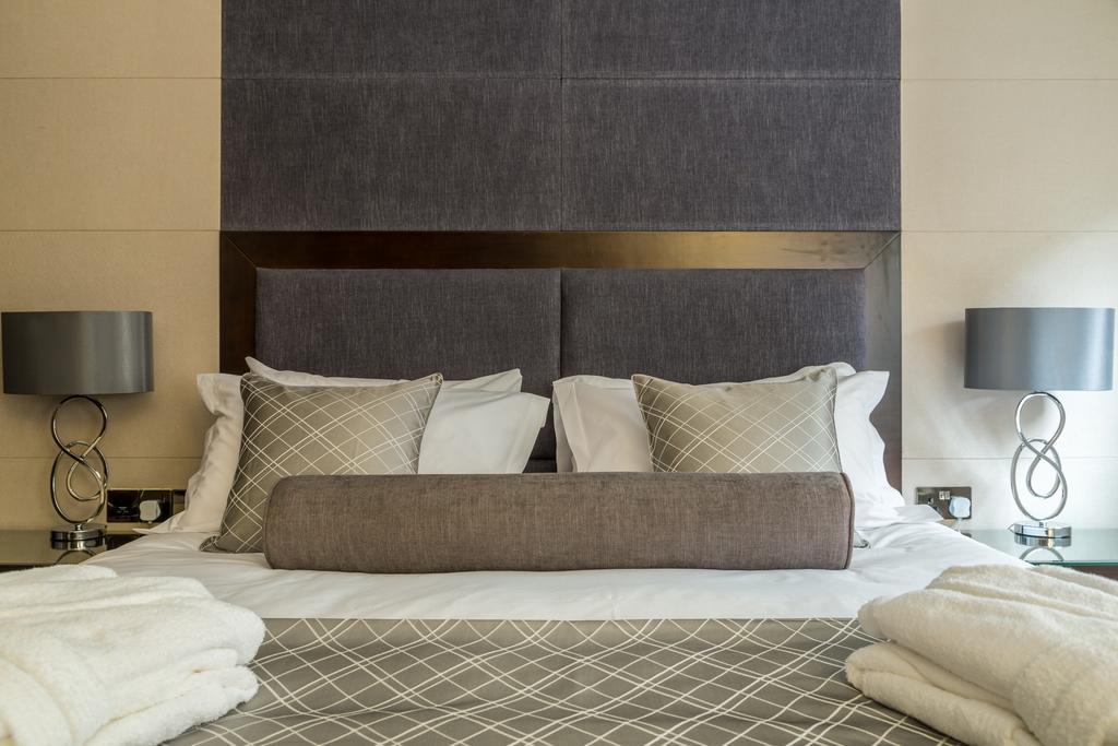 Mansio Suites The Headrow Leeds  Bagian luar foto